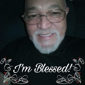 Meet your Posher, Reyes